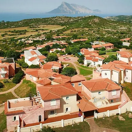 Holiday home Lu Nibareddu, Loiri
